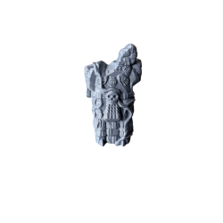 Uszkodzona Aztecka Statua z Wężami – Ruiny Świątyni