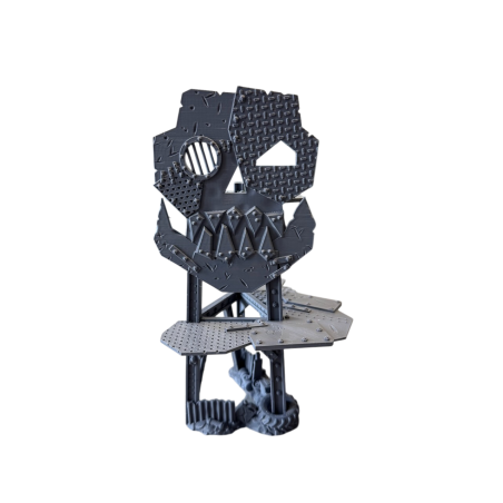 Orczy totem na platformie widokowej
